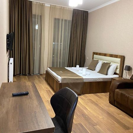 Hotel Absolut บาทูมิ ภายนอก รูปภาพ