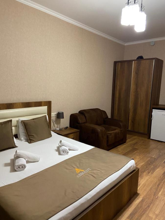 Hotel Absolut บาทูมิ ภายนอก รูปภาพ