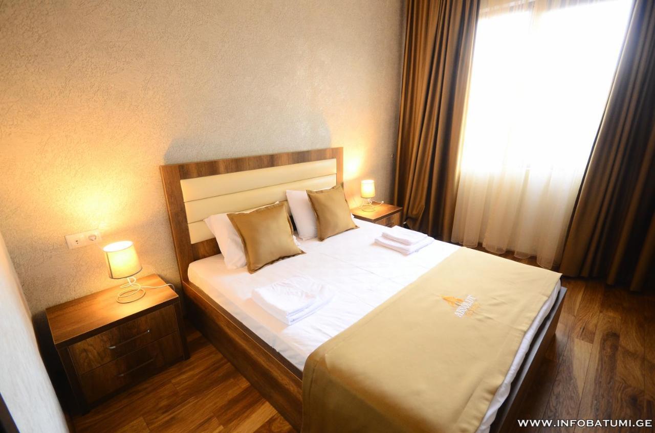 Hotel Absolut บาทูมิ ภายนอก รูปภาพ