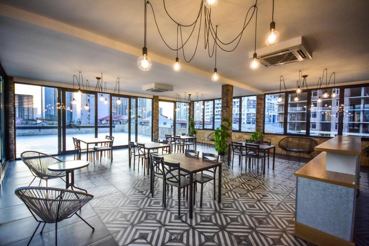 Hotel Absolut บาทูมิ ภายนอก รูปภาพ